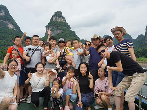 岳阳凯达科技开发有限责任公司,油加氢催化剂载体销售,干胶粉生产,吸附剂销售